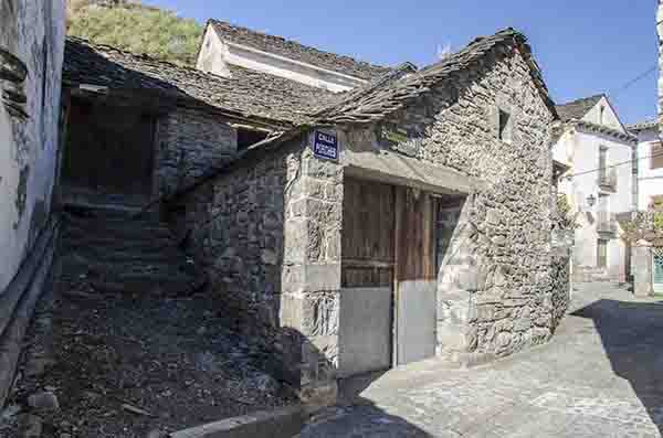 Huesca - Broto 05.jpg